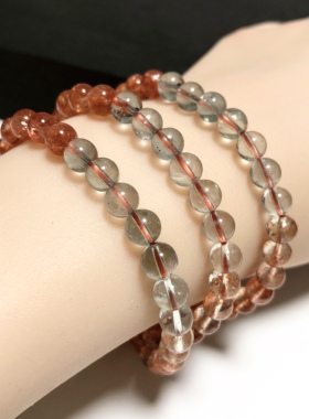 S884# 天然冰晶阿鲁沙三圈手链5.5mm 金草莓绿柱石 总重29.19克