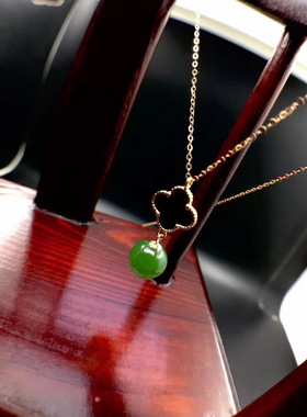 幸福小草和田玉吊坠18k金