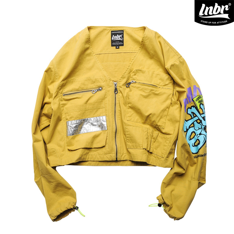 LNBR漫画字母拼接短款外套多拉链口袋上衣夹克潮流时尚,淘宝优惠券,粉丝福利购,淘宝优惠卷