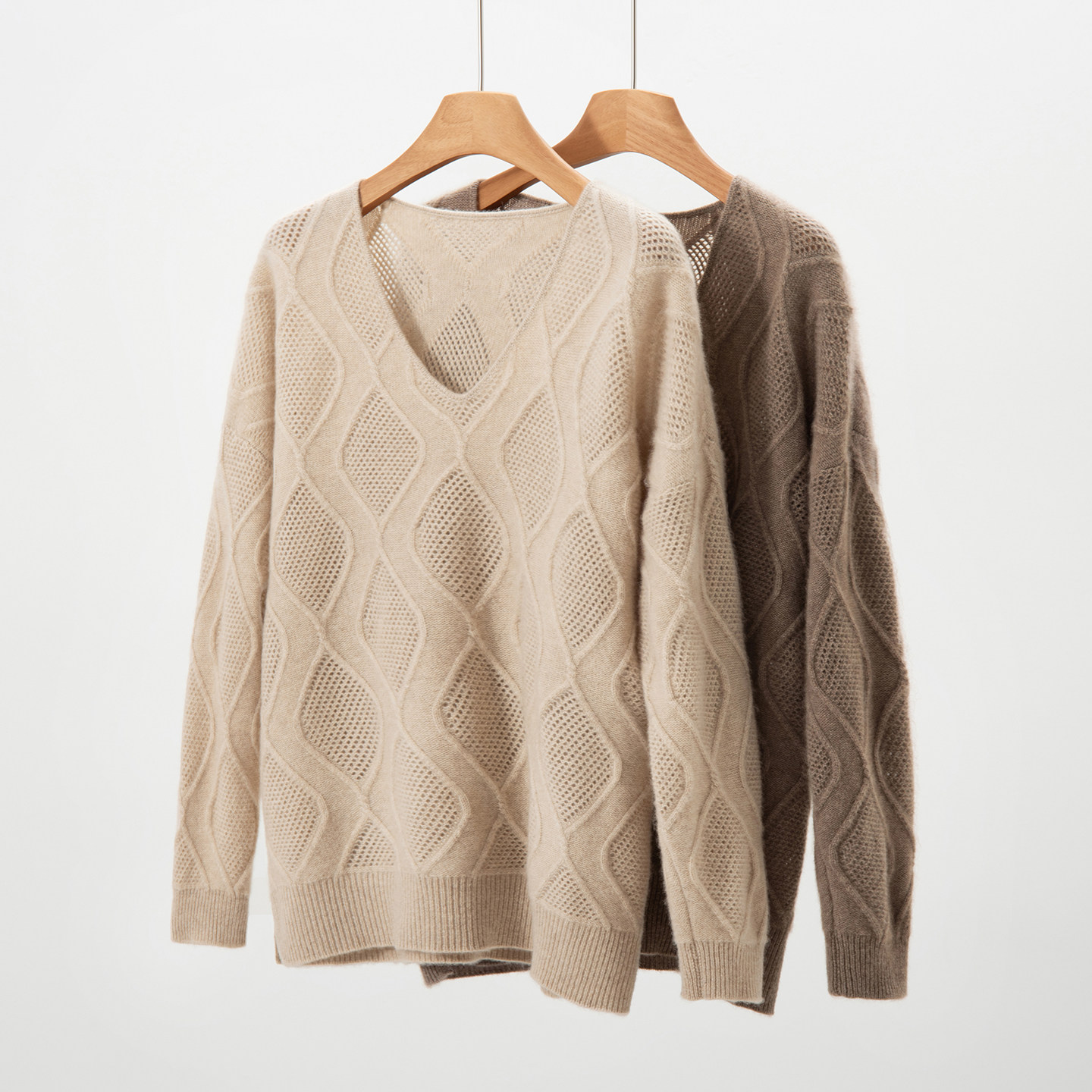 2025秋冬新款100%山羊绒衫女V领针织打底衫宽松显瘦百搭毛衣上衣,淘宝优惠券,粉丝福利购,淘宝优惠卷