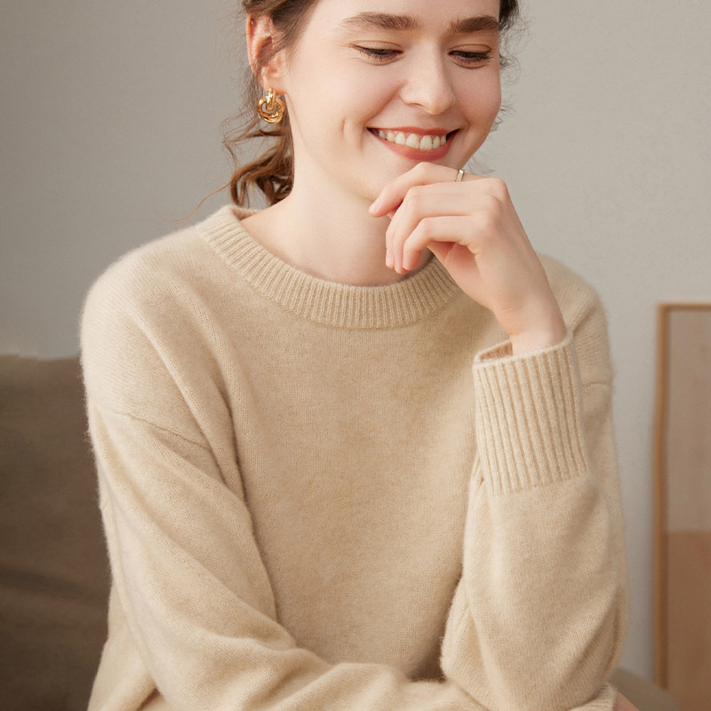 加厚圆领100%纯山羊绒衫女毛衣秋冬新款宽松慵懒高级感针织打底衫,淘宝优惠券,粉丝福利购,淘宝优惠卷