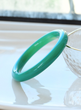 天然绿玛瑙手镯圆条女闺蜜礼物
