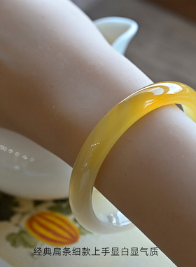 天然玛瑙手镯俏色香槟金细款女饰