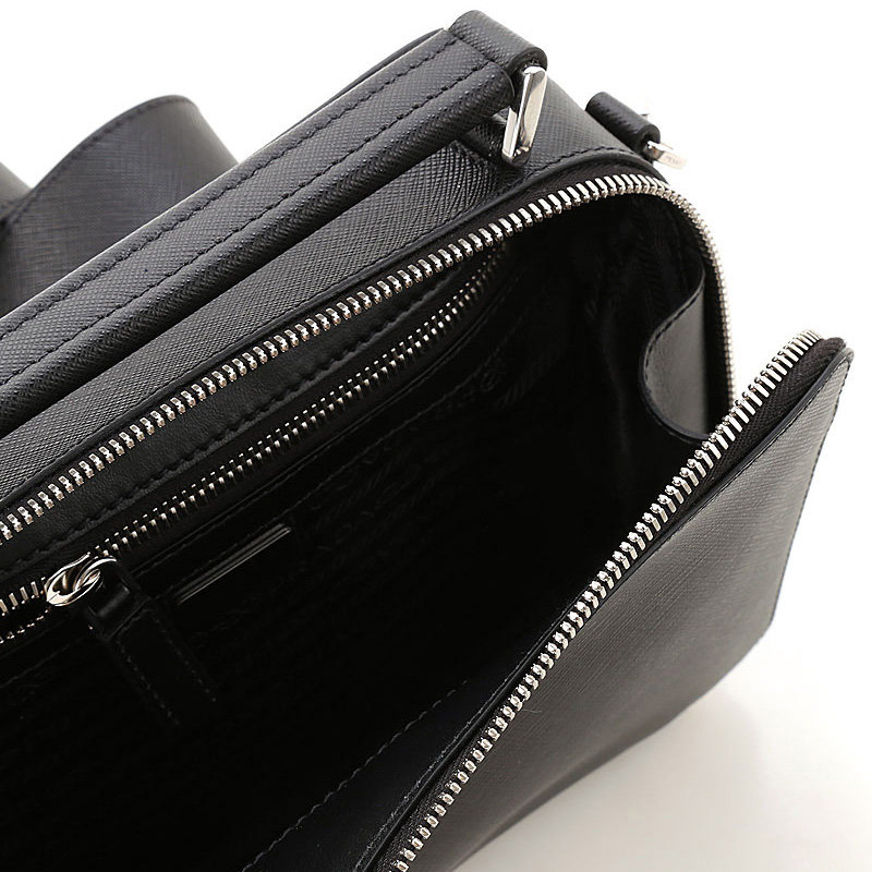 正品prada /普拉达牛皮休闲斜挎包 怀远海外男士包袋