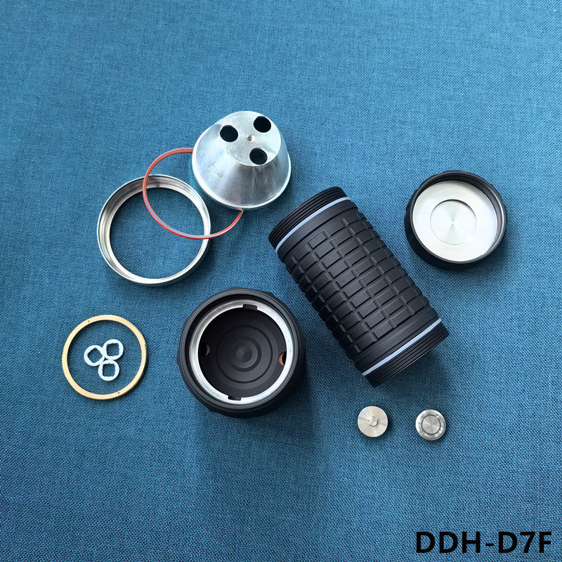 21700/46950/三灯手电筒外壳 DDH-D7E/D7F - 图2