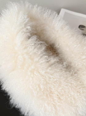 100%山羊绒皮毛一体气质小方领