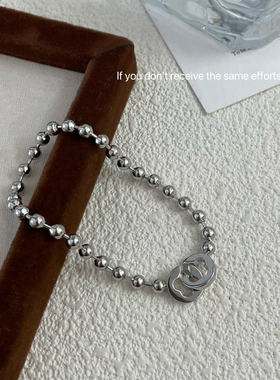s925纯银四叶草双扣头圆珠子时尚高级手链小众设计感百搭手饰