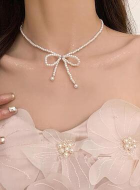 仿珍珠材质蝴蝶结项链女