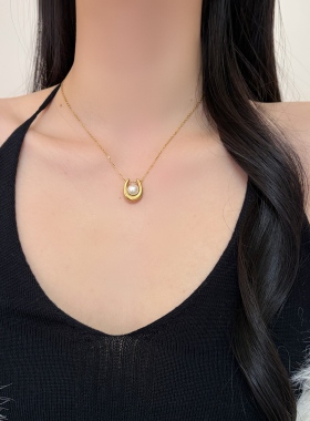 unbeaten金色珍珠U形锁骨链