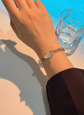 UNBEATEN原创设计猫眼石钛钢手链