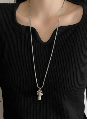 2025新款爆款天然石蘑菇吊坠项链女小金珠串钛钢毛衣链高级感配饰