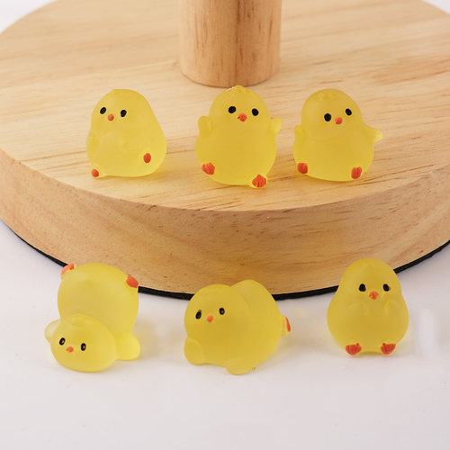 夜光小鸡饰品配件儿童桌面玩具小摆件迷你仿真动物幼儿园节日礼品 - 图0
