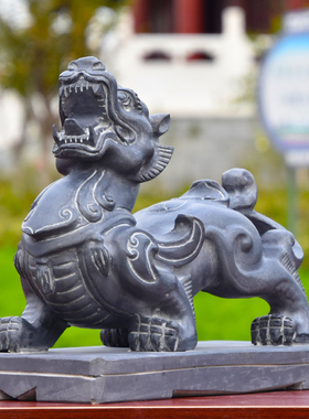 石雕青石石头刻貔貅一对招财镇宅