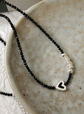 S925纯银黑尖晶爱心碎银颈链