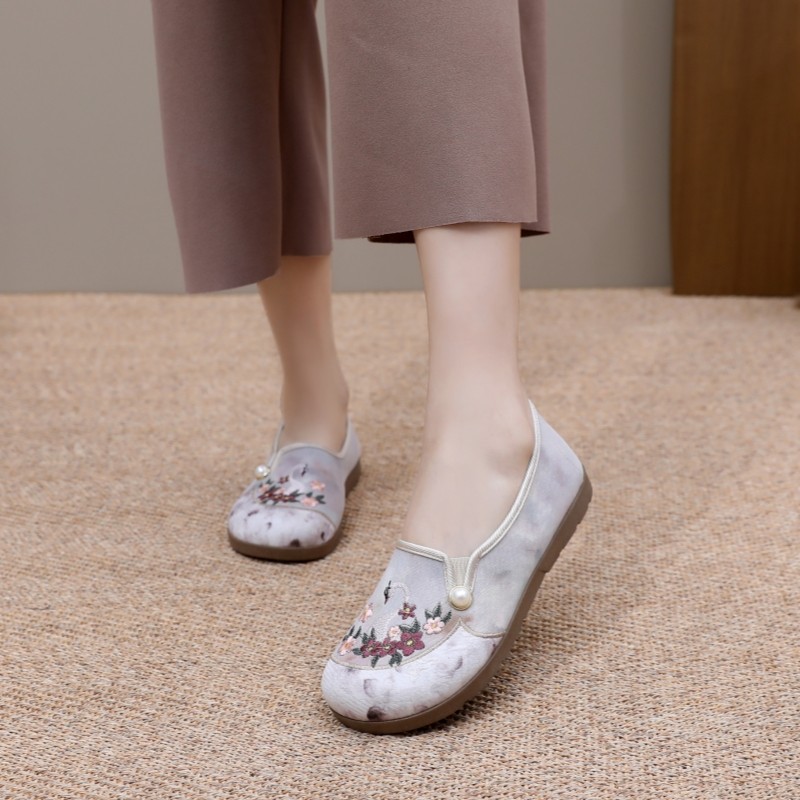 新款老北京布鞋女鞋绣花鞋汉服鞋古风一脚蹬女士妈妈鞋软底鞋舒适,淘宝优惠券,粉丝福利购,淘宝优惠卷