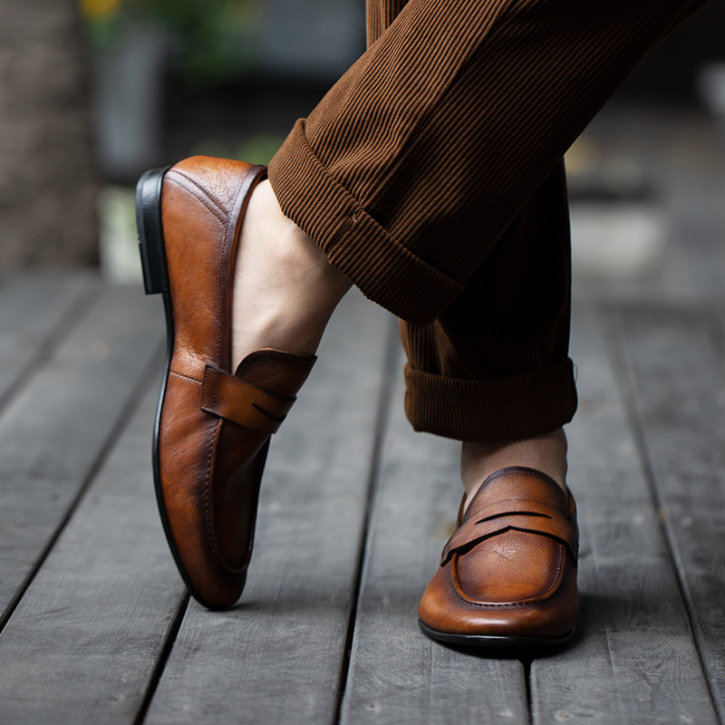 弓长梦男鞋新款头层真皮休闲皮鞋圆头英伦风一脚蹬套脚透气乐福鞋,淘宝优惠券,粉丝福利购,淘宝优惠卷