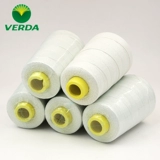 Линия пакета большие рулоны тканые пакеты с белыми мешками.