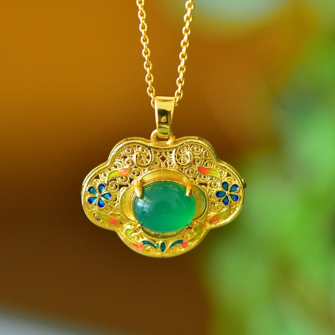 古法鎏金镶绿玉髓蛋面珐琅如意锁吊坠女时尚碧玉项坠锁骨链不掉色,淘宝优惠券,粉丝福利购,淘宝优惠卷