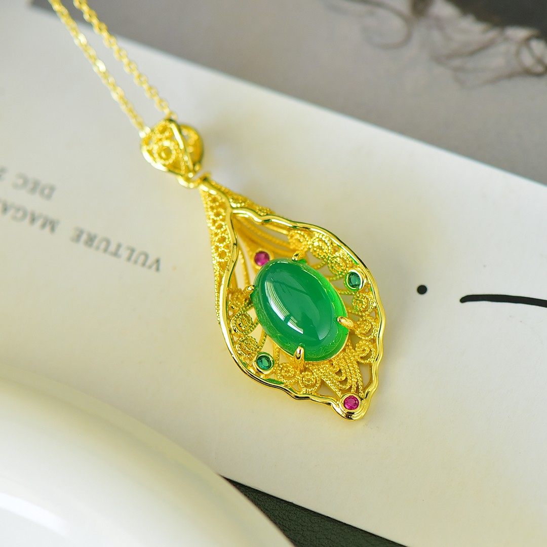 古法金镶嵌绿玉髓蛋面杏叶花配彩锆镂空吊坠女时尚锁骨链碧玉挂件,淘宝优惠券,粉丝福利购,淘宝优惠卷