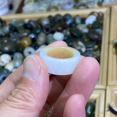 和田玉糖白玉卡19直切随型戒指半糖半白古风戒圈玉环文玩珠串跑环
