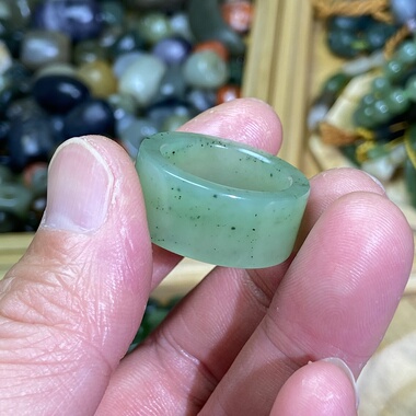 和田玉碧玉苹果绿卡19随型直切扳指宽版戒指古风戒圈玉环文玩跑环