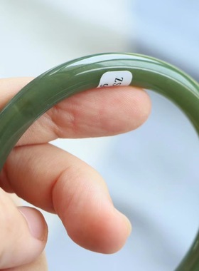 保真天然和田玉手镯64圈口证书5293027和田玉青绿色黄口料圆条