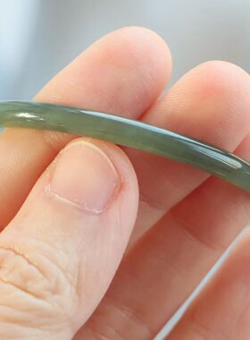 50.5圈口证1282300且末蓝青绿色 新疆且末料保真天然和田玉手镯