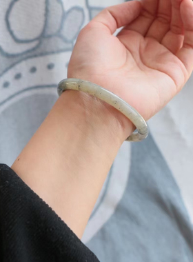 和田玉手镯圈口58新疆且末料证书编号50043 新疆和田玉青花火龙果