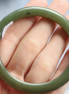 保真天然和田玉手镯53圈口证书5293002和田玉青绿色 青海黄口料