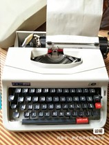 Old all-English mechanical typewriter Long space full English mechanical typewriter