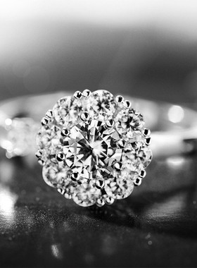 儿童满钻旋转花朵时来运转戒指