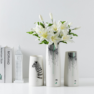 小清新简约陶瓷花瓶
