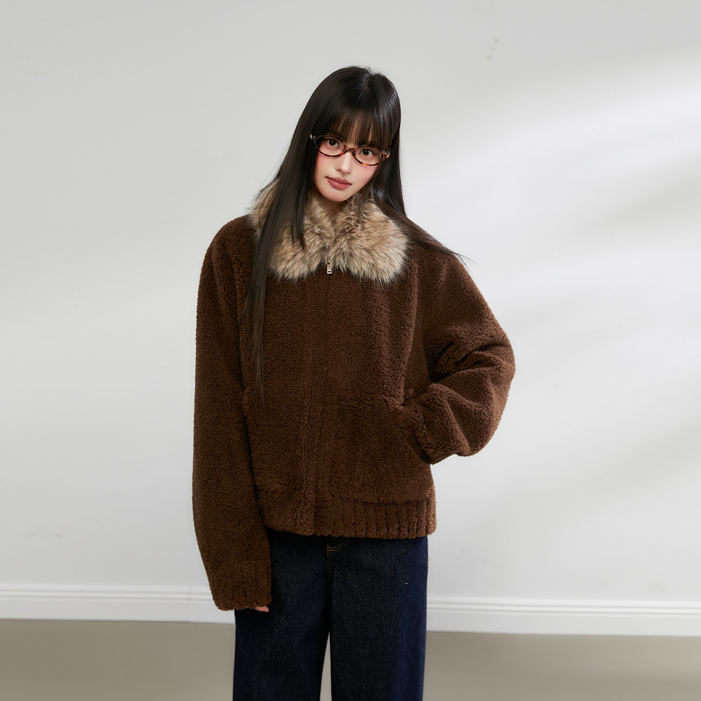 King Prince羊羔毛拼接大毛领保暖外套女2025冬季新款短款上衣,淘宝优惠券,粉丝福利购,淘宝优惠卷