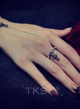 轻奢十字架一体链时尚个性风戒指