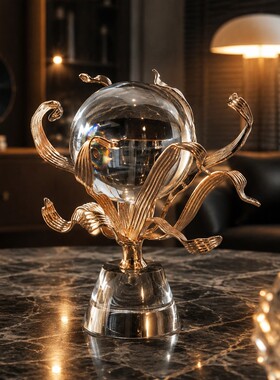 现代艺术章鱼触手透明球摆件