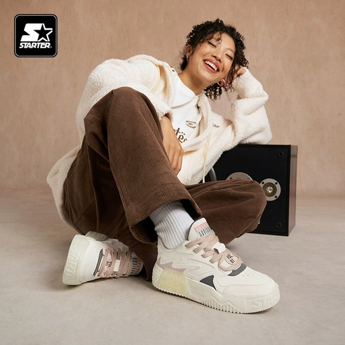 Демисезонные туфли, спортивные кроссовки, белая обувь для отдыха для влюбленных на платформе