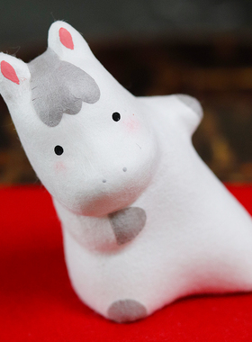 日本龙虎作品马年新款可爱招福马