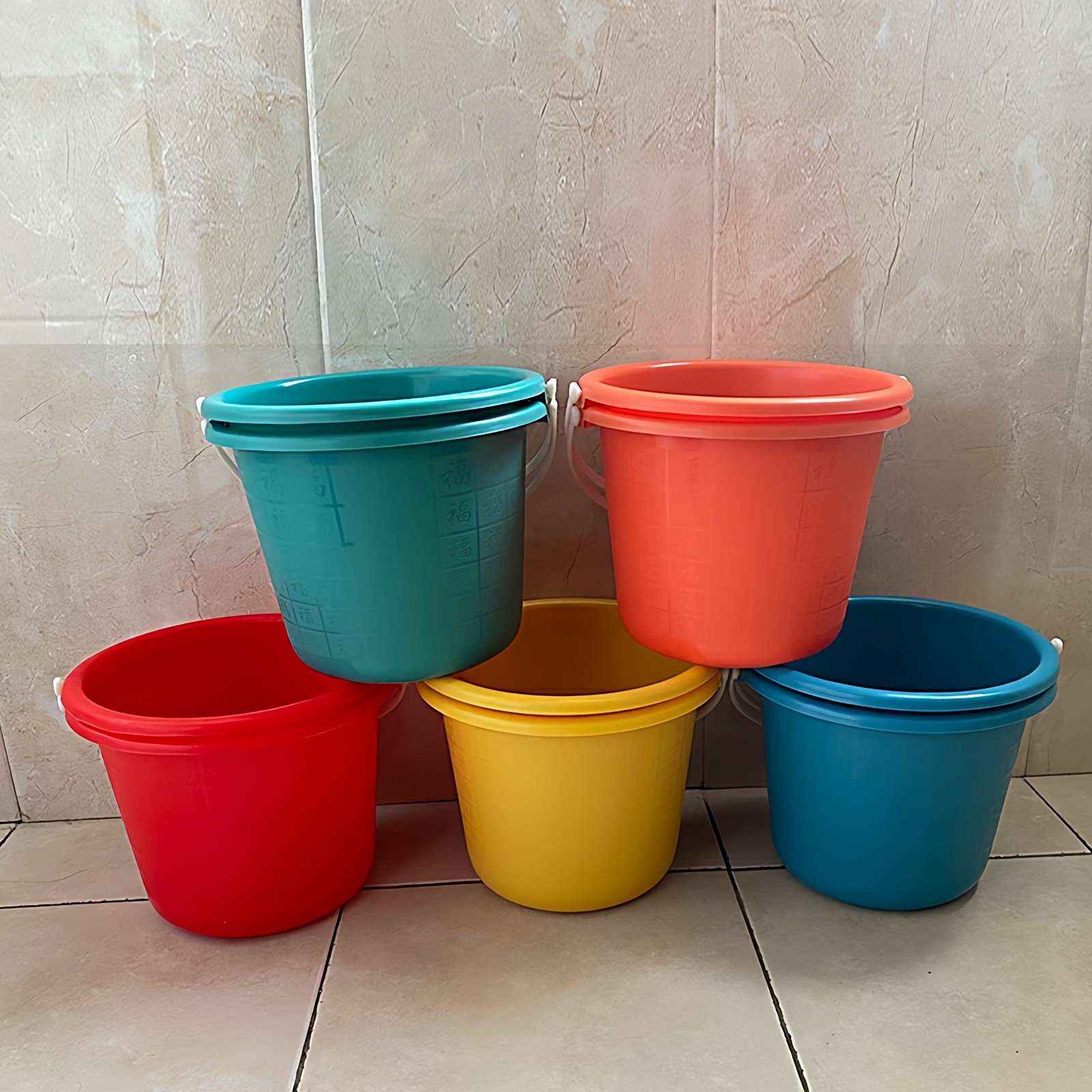 彩色塑料小水桶颜料沙滩玩水幼儿园玩具舞蹈画画洗水粉笔美术画桶,淘宝优惠券,粉丝福利购,淘宝优惠卷