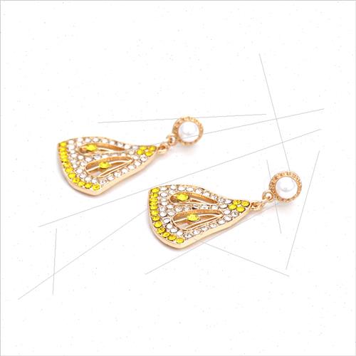 Exaggerated creative irregular geometric colored diamond ear - 图1