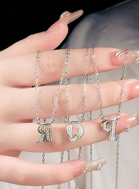 字母碎钻项链钛钢锁骨链