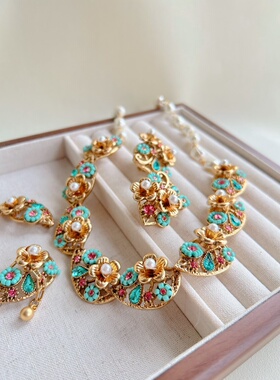 蓝色花朵复古宫廷风珍珠项链