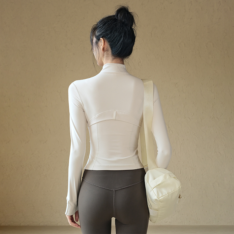 瑜伽服外套女秋冬新款高弹罗纹运动上衣显瘦长袖普拉提训练健身服 - 图0