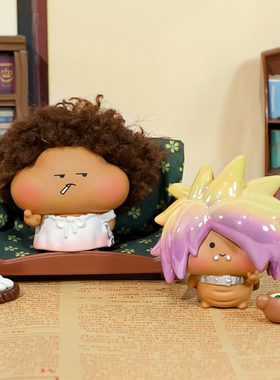 你的强二代变装日记桌面小摆件