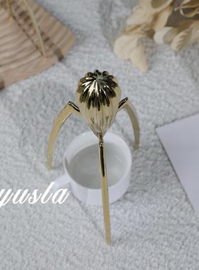 章鱼现代简约外星人榨汁器摆件样板房餐厨房民宿餐厅客厅软装饰品