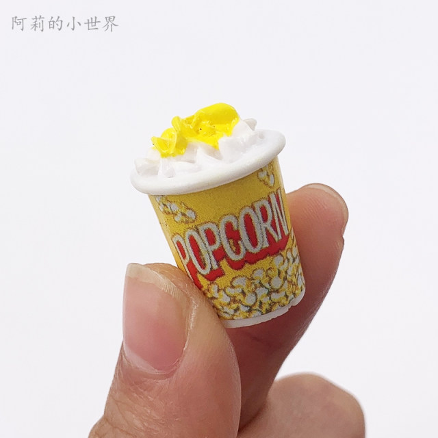 Doll House Scene Furniture Supermarket Instant Noodles House