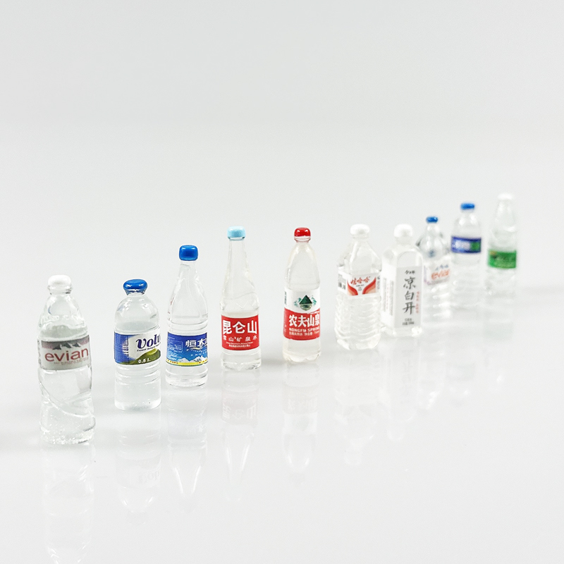 1：12娃娃屋dollhouse家具微缩食玩场景配件摆件迷你矿泉水模型 - 图1