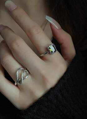 一恋个性橄榄绿方形锆石戒指女时