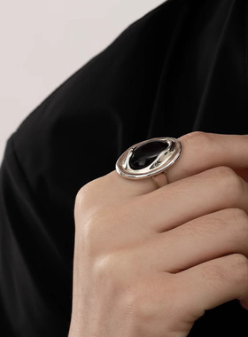 一恋黑色椭圆锆石戒指女复古重工