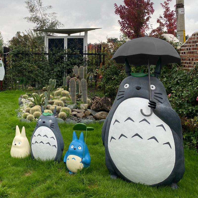 龙猫花园庭院宫崎骏动漫工艺品玻璃钢大型卡通装饰落地雕塑摆件