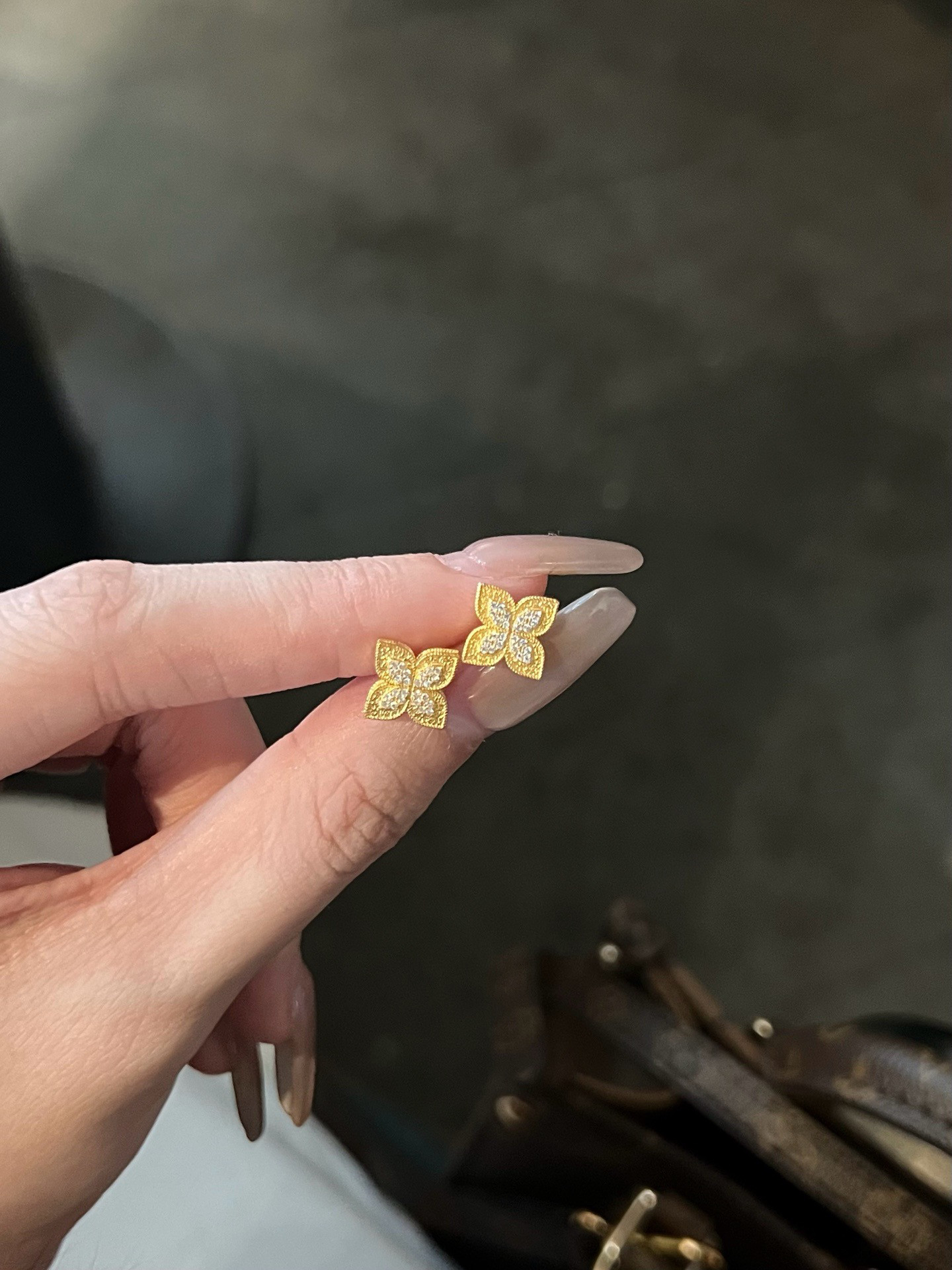 宫廷四叶草耳钉黄金镶嵌999足金,淘宝优惠券,粉丝福利购,淘宝优惠卷